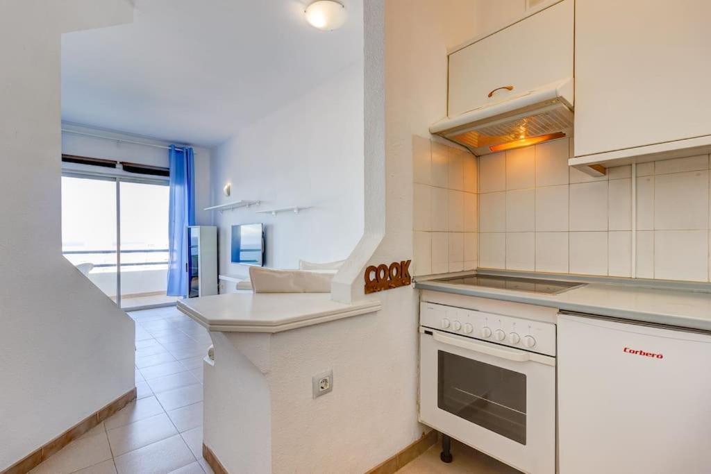 Bonito Estudio Playa Paraiso Con Vista Al Mar By Paramount Holidays أذيخي المظهر الخارجي الصورة