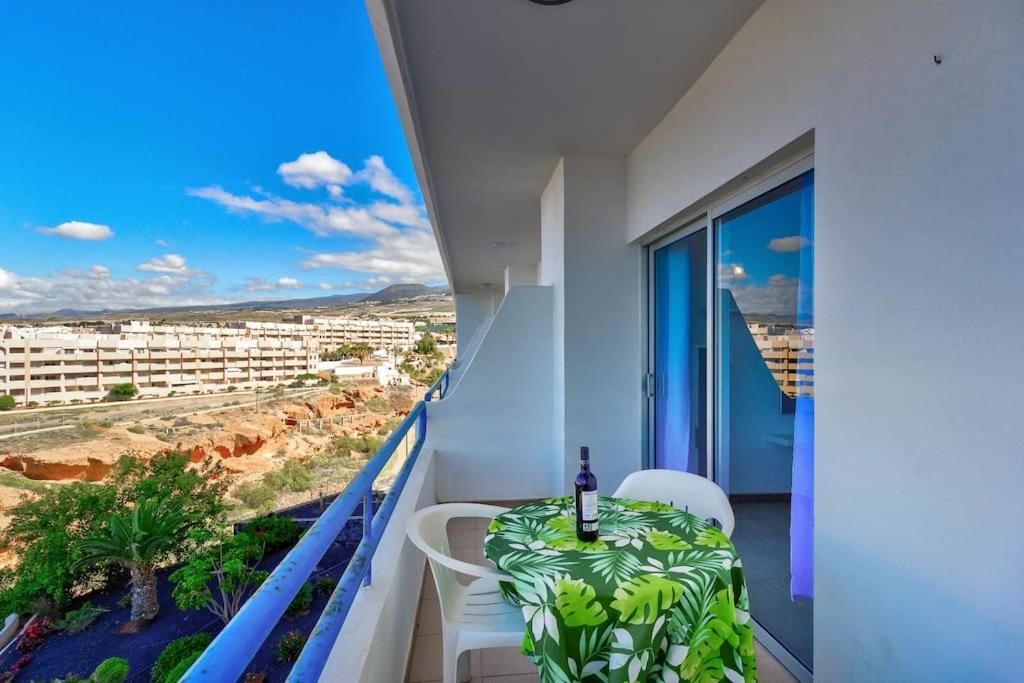 Bonito Estudio Playa Paraiso Con Vista Al Mar By Paramount Holidays أذيخي المظهر الخارجي الصورة